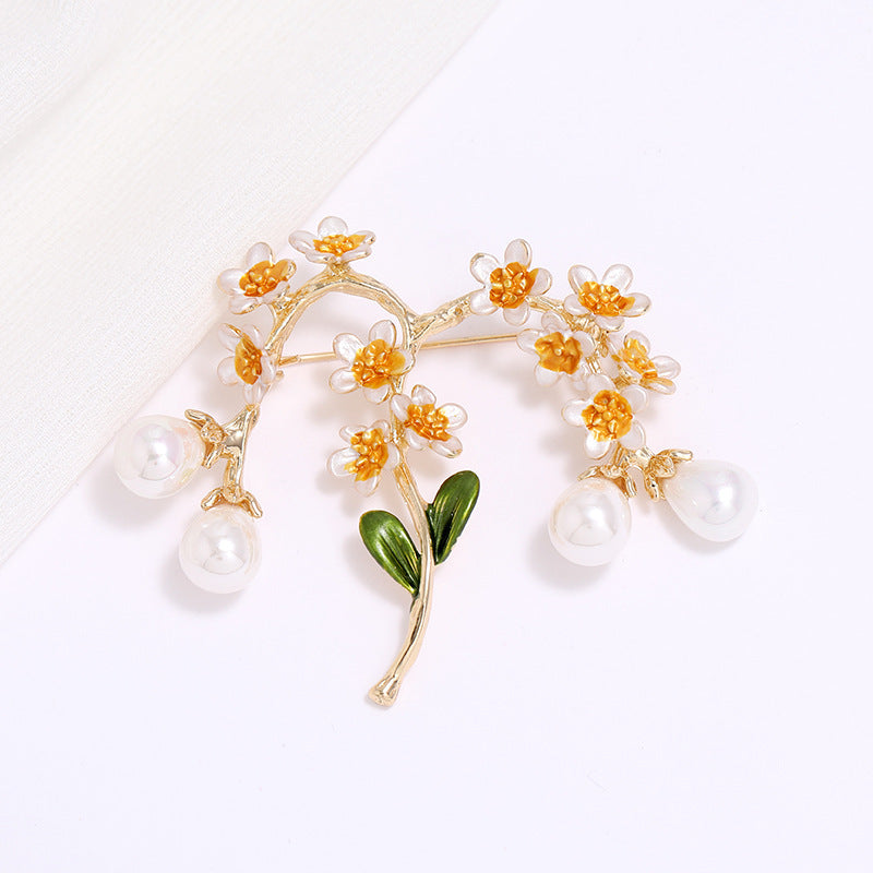 Artistic Brooch Vintage Pin Simple Versatile Lapel Flower Accessory